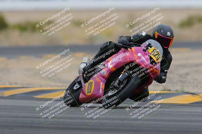 media/Jan-14-2023-SoCal Trackdays (Sat) [[497694156f]]/Turn 4 Set 1 (1020am)/